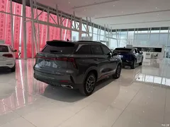 2023 Changan CS75PLUS second generation 1.5T AT elite type — фото 15