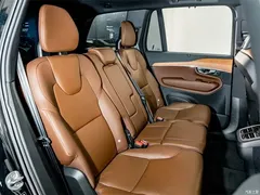 2022 Volvo XC90 B6 Zhiyi Luxury 7-seater, чёрный — фото 23