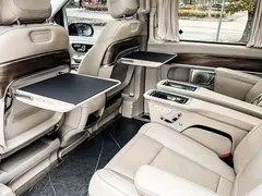 2022 Mercedes-Benz V-Class V 260 L Long Wheelbase Luxury, чёрный — фото 10