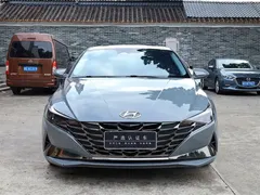 2021 Hyundai Elantra 1.5L CVT LUX Premium, синий — фото 2