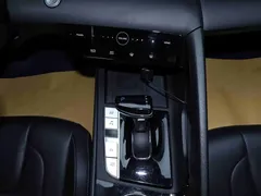 2021 Hyundai Elantra 1.5L CVT LUX Premium, синий — фото 13