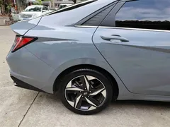 2021 Hyundai Elantra 1.5L CVT LUX Premium, синий — фото 29