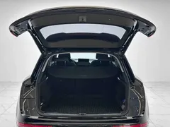 2021 Audi Q5L 40 TFSI, чёрный — фото 11