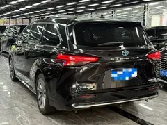 2021 Toyota Sienna 2.5L Hybrid Supreme, чёрный — фото 12