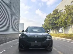 2022 BMW X3 xDrive30i M, чёрный — фото 2