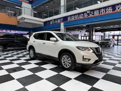 2022 Nissan X-Trail 2.0L 2WD Premium, белый — фото 3