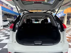 2022 Nissan X-Trail 2.0L 2WD Premium, белый — фото 8