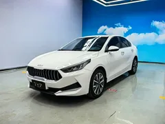 2021 Kia Cerato 1.5L CVT Fashion, белый — фото 3