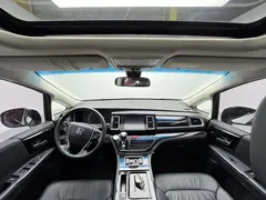 2019 Honda Elysion 2.0L Hybrid Luxury, белый — фото 4