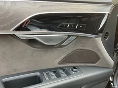 2021 Audi A8 A8L 50 TFSI quattro comfort, чёрный — фото 5