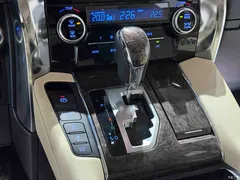 2020 Toyota Alphard Hybrid 2.5L Premium — фото 11