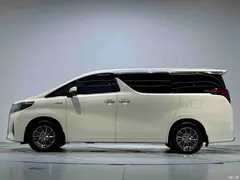 2020 Toyota Alphard Hybrid 2.5L Premium — фото 20