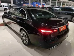 2022 Mercedes-Benz E-Class E 350 e L PHEV Sedan, чёрный — фото 20