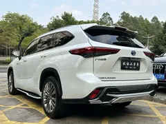 2022 Toyota Highlander Hybrid 2.5L 2WD Premium 7-seater — фото 5