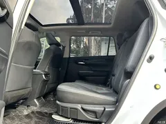 2022 Toyota Highlander Hybrid 2.5L 2WD Premium 7-seater — фото 8