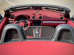 2022 Porsche 718 Boxster 2.0T — фото 12