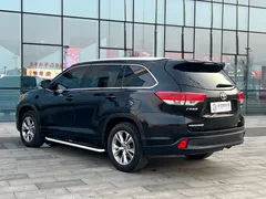 2021 Toyota Highlander 2.0T 4WD Elite 7, чёрный — фото 4