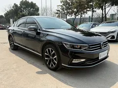 2020 Volkswagen Magotan 330TSI DSG Leading, чёрный — фото 2