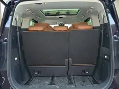 2023 Hongqi HQ9 2.0T — фото 18