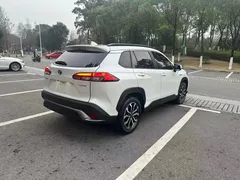 2023 Toyota Frontlander 2.0L Smart Hybrid Premium, белый — фото 4