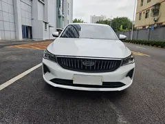 2022 Geely Emgrand 1.5L CVT, белый — фото 2