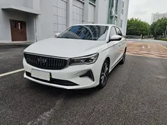 2022 Geely Emgrand 1.5L CVT, белый — фото 3