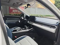 2022 Geely Emgrand 1.5L CVT, белый — фото 5