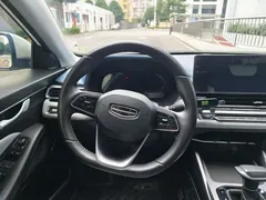 2022 Geely Emgrand 1.5L CVT, белый — фото 8