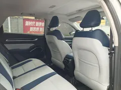 2022 Geely Emgrand 1.5L CVT, белый — фото 9