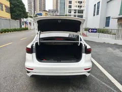 2022 Geely Emgrand 1.5L CVT, белый — фото 16