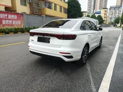 2022 Geely Emgrand 1.5L CVT, белый — фото 18
