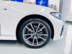 2022 BMW 3 Series 320Li M Sport Package, белый — фото 4