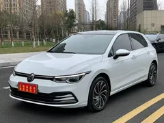 2023 Volkswagen Golf 280TSI DSG Pro, белый — фото 1