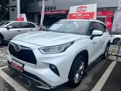 2022 Toyota Highlander Hybrid 2.5L 4WD Premium 7, белый — фото 1