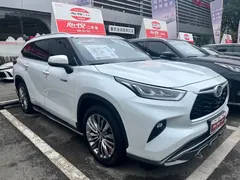 2022 Toyota Highlander Hybrid 2.5L 4WD Premium 7, белый — фото 3