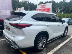 2022 Toyota Highlander Hybrid 2.5L 4WD Premium 7, белый — фото 4