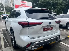 2022 Toyota Highlander Hybrid 2.5L 4WD Premium 7, белый — фото 6