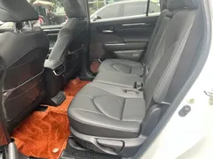 2022 Toyota Highlander Hybrid 2.5L 4WD Premium 7, белый — фото 11