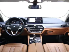 2021 BMW 6 Series GT 630i Luxury Design Package, чёрный — фото 13