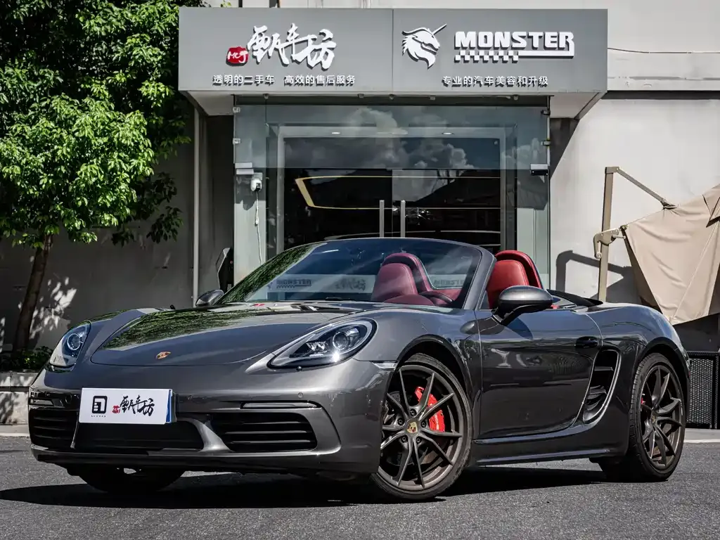 2022 Porsche 718 Boxster 2.0T