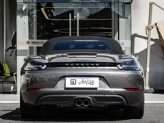 2022 Porsche 718 Boxster 2.0T — фото 7