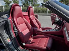 2022 Porsche 718 Boxster 2.0T — фото 11