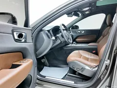 2022 Volvo XC60 B5 4WD Zhiyi Luxury — фото 11