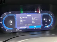 2022 Volvo XC60 B5 4WD Zhiyi Luxury — фото 14