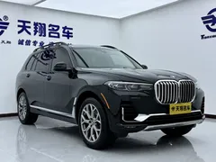 2022 BMW X7 3.0T US Spec, чёрный — фото 3