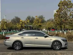 2019 Volkswagen Passat 330TSI Luxury China 6 — фото 3