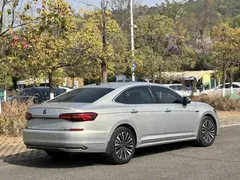 2019 Volkswagen Passat 330TSI Luxury China 6 — фото 4