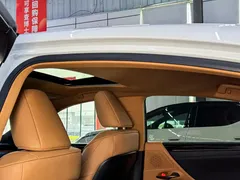 2021 Lexus ES 200, белый — фото 14