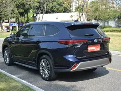 2022 Toyota Highlander Hybrid 2.5L 4WD Premium 7, синий — фото 4