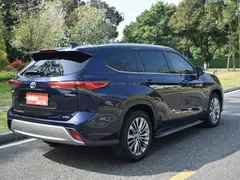 2022 Toyota Highlander Hybrid 2.5L 4WD Premium 7, синий — фото 6